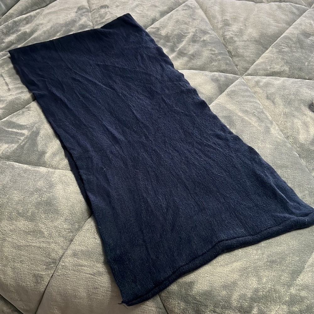 Scarf - Picture 2 of 4